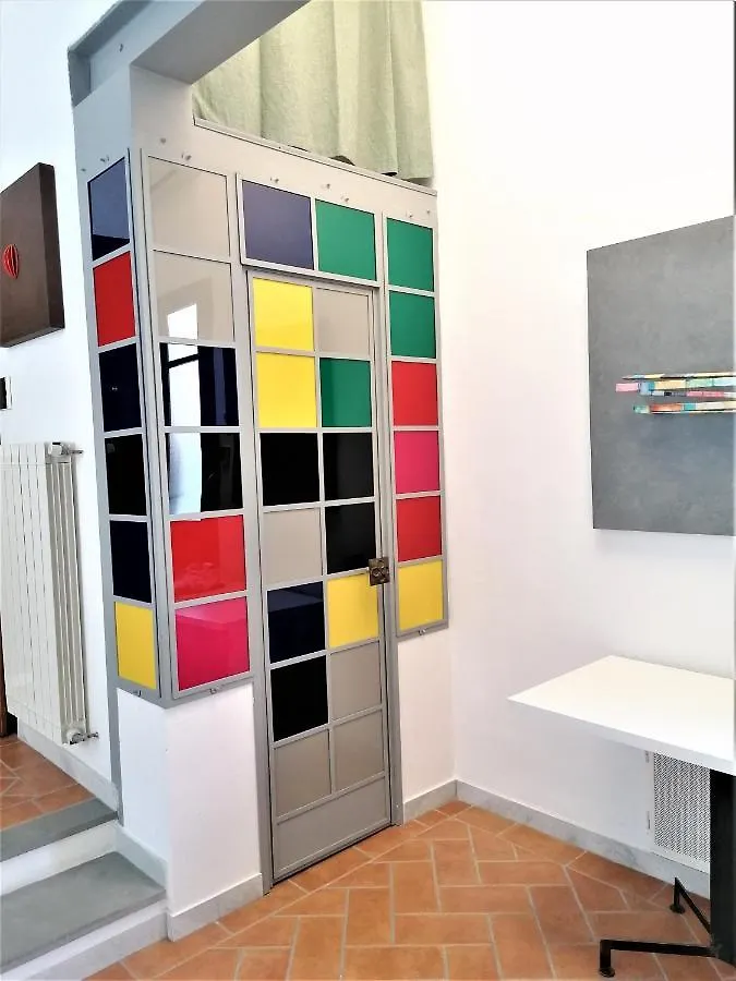 Abitare Con L'Arte Di Un Art Designer Apartment Piombino