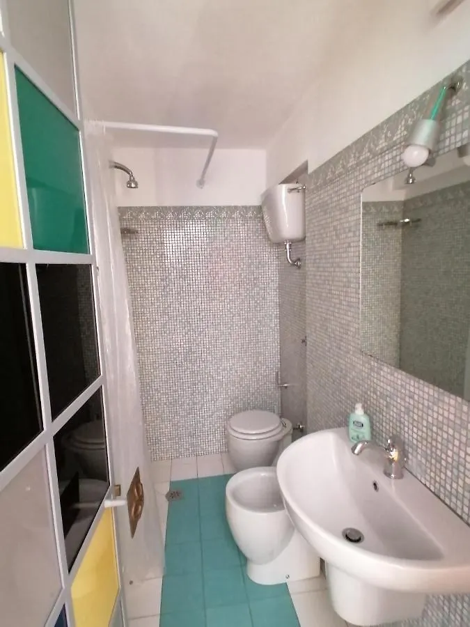 Abitare Con L'Arte Di Un Art Designer Apartment Piombino Italy