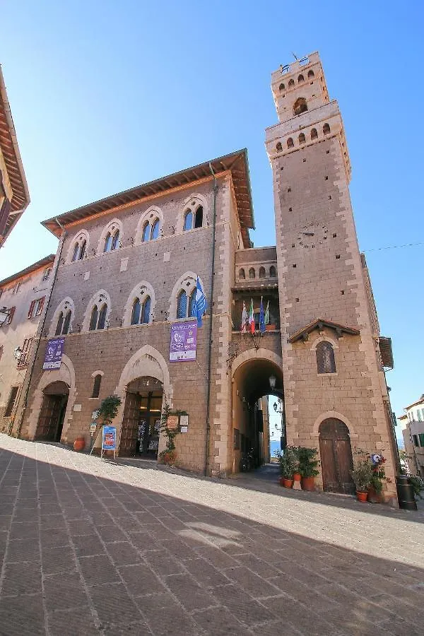 Abitare Con L'Arte Di Un Art Designer Apartment Piombino Italy